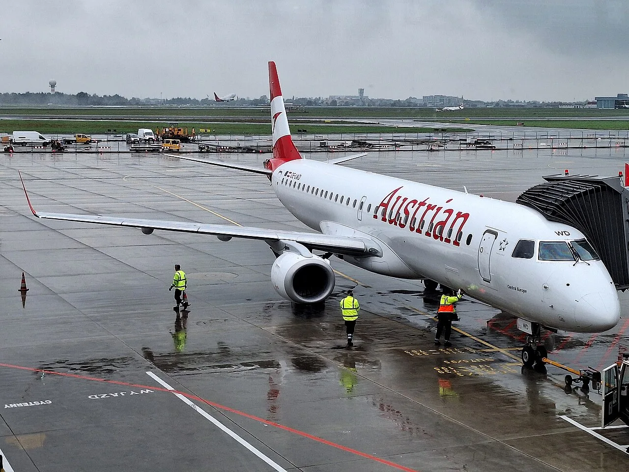 Austrian Airlines пусна на 7 септември първия си самолет със Starlink