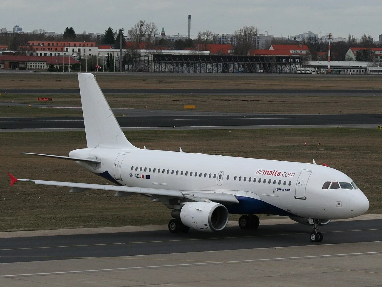 Wizz Air resumes Bratislava–Tel Aviv route from 28 May