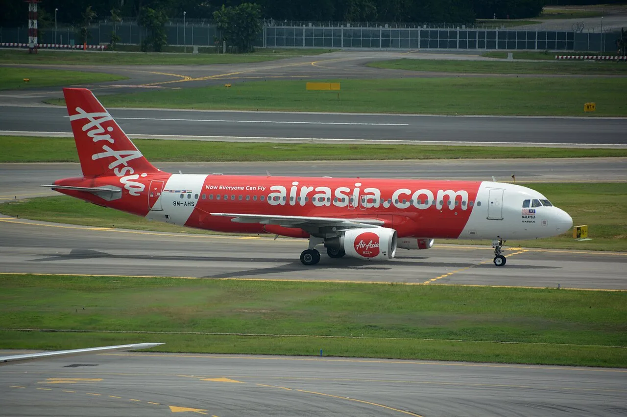 AirAsia beställer 150 flygplan Airbus A220-300